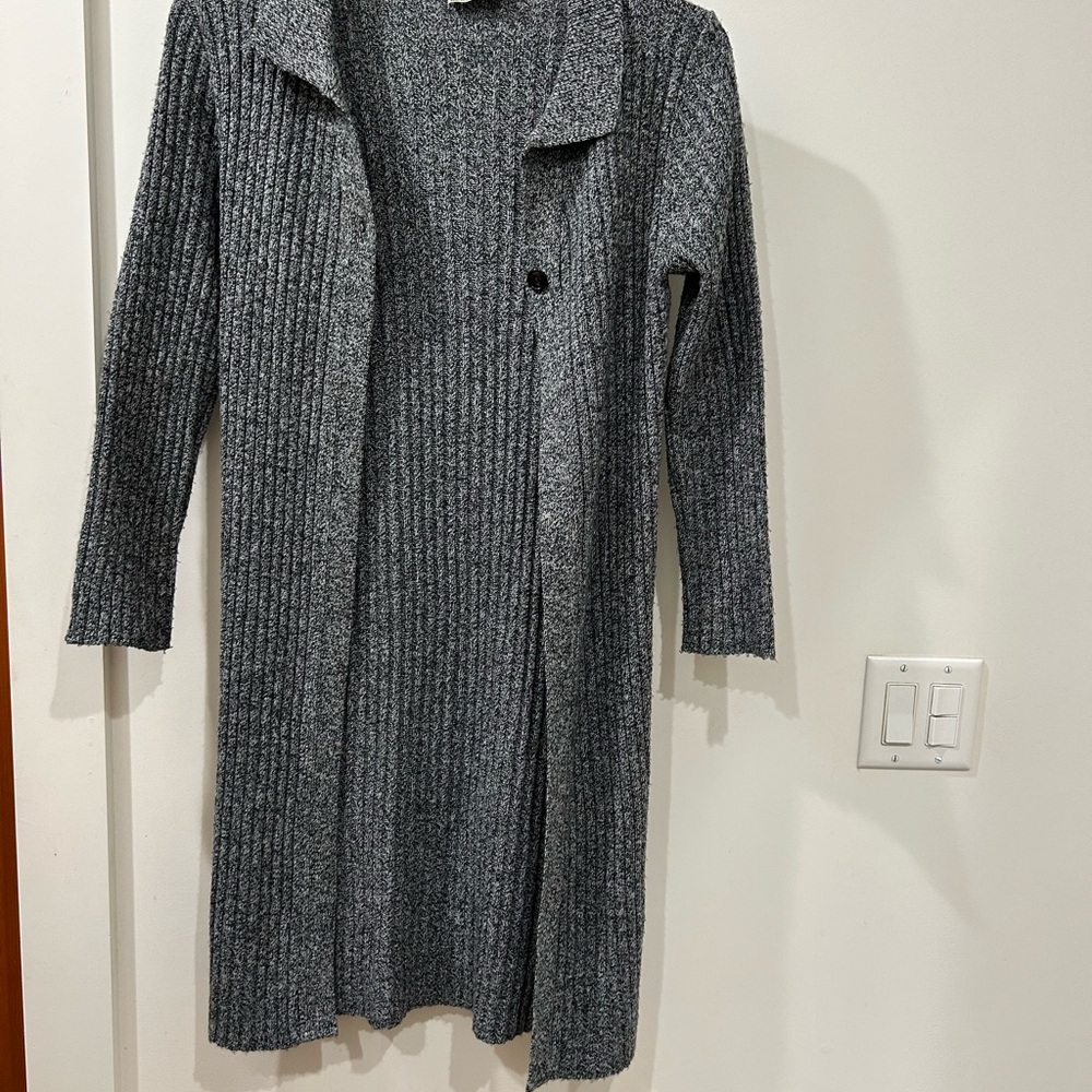 Elegant Charcoal Women's Cardigan